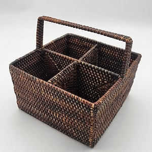 Vintage rottingvävd bestickhållare för silverbestick, picknickställ med handtag, 4 sektioner