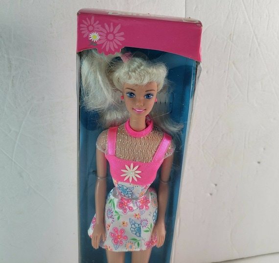 Flower fun Barbie in pink vintage NIB 90s
