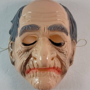 Vintage Ben Cooper 1980 Old Man Halloween Adult Mask & Fastener