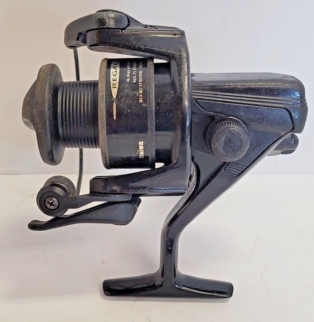 Vintage DAIWA REGAL-S 3500 Fishing Reel Made in Thailand