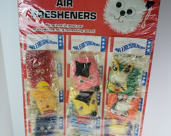 Vintage NOS Furry Critters Ambientador Full Store Display Flickering Eyes 1970's