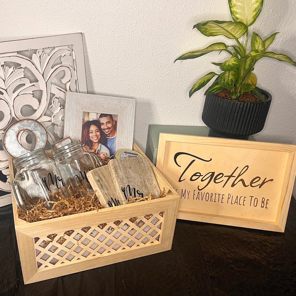 Engagement Gift Basket 60+ Gift Ideas for 2024