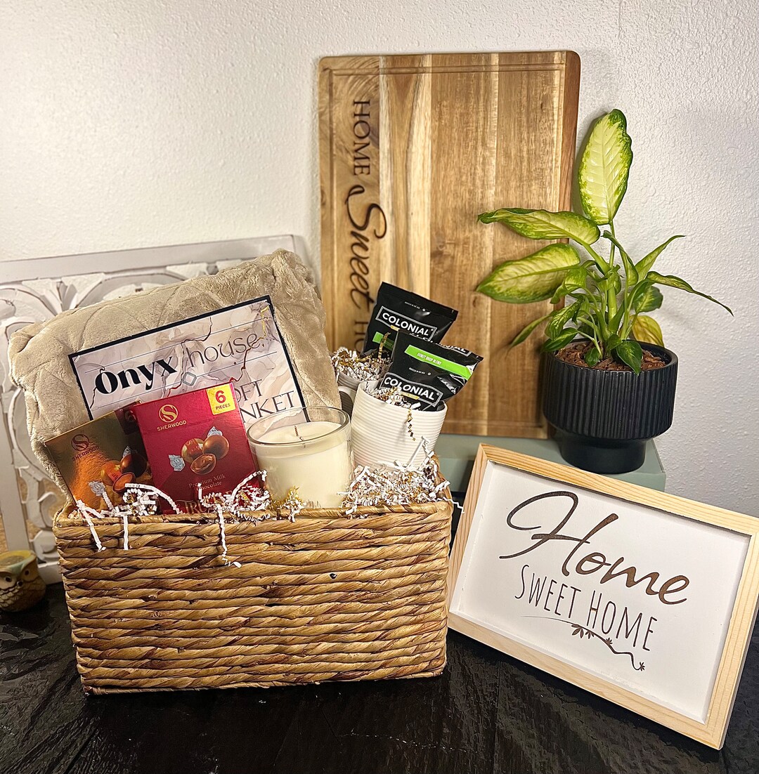 Buy House Warming Bundle Gift Basket- Realtor Gift Closing Baskets Online  in India
