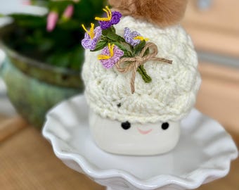 Sombrero de taza con malvavisco y flores de primavera (taza no incluida)