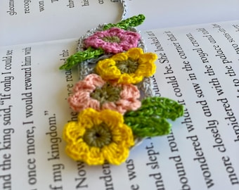 Marcapáginas de jardín de flores de ganchillo: Regalo floral hecho a mano para lectores