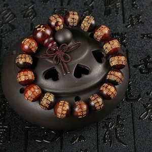 Cute Red Sandalwood Rosewood Great Compassion Mantra Prayer Beads Mala Bracelet