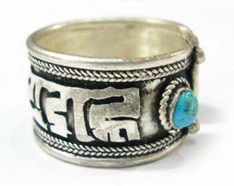 2 PCS  Pair Couple Over Half Inch Wide Thick Adjustable Two Turquoise Delicately Carved Mantra OM Mani Padme Hum Amulet Ring Rings