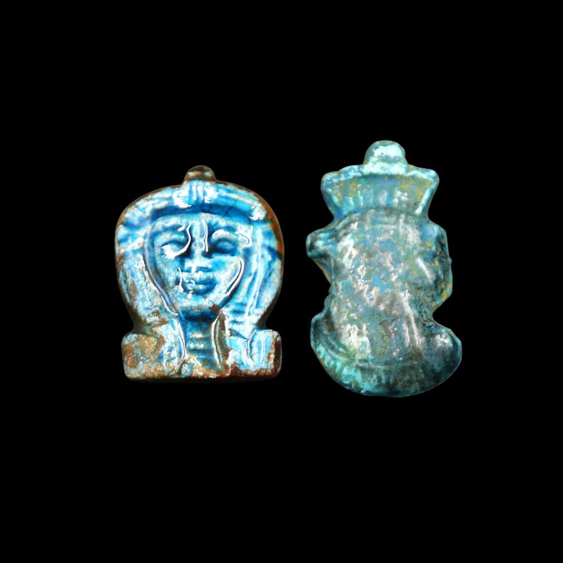 Rare collection de neuf figurines amulettes spirituelles en pierre ...