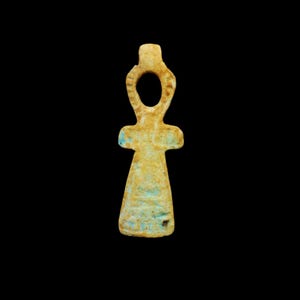 Antique Wadjet Ankh Pendant Amulet – Hand-Carved Faience – Small Ancient Egyptian “Key of Life” Figurine