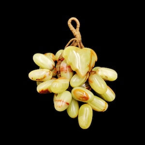 LARGE Bunch of Vintage Handcrafted Italian Onyx Marble Green Fruit Grapes Clusters - Made in Italy