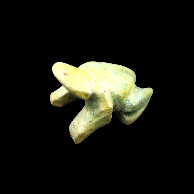 Rare collection de neuf figurines amulettes spirituelles en pierre ...