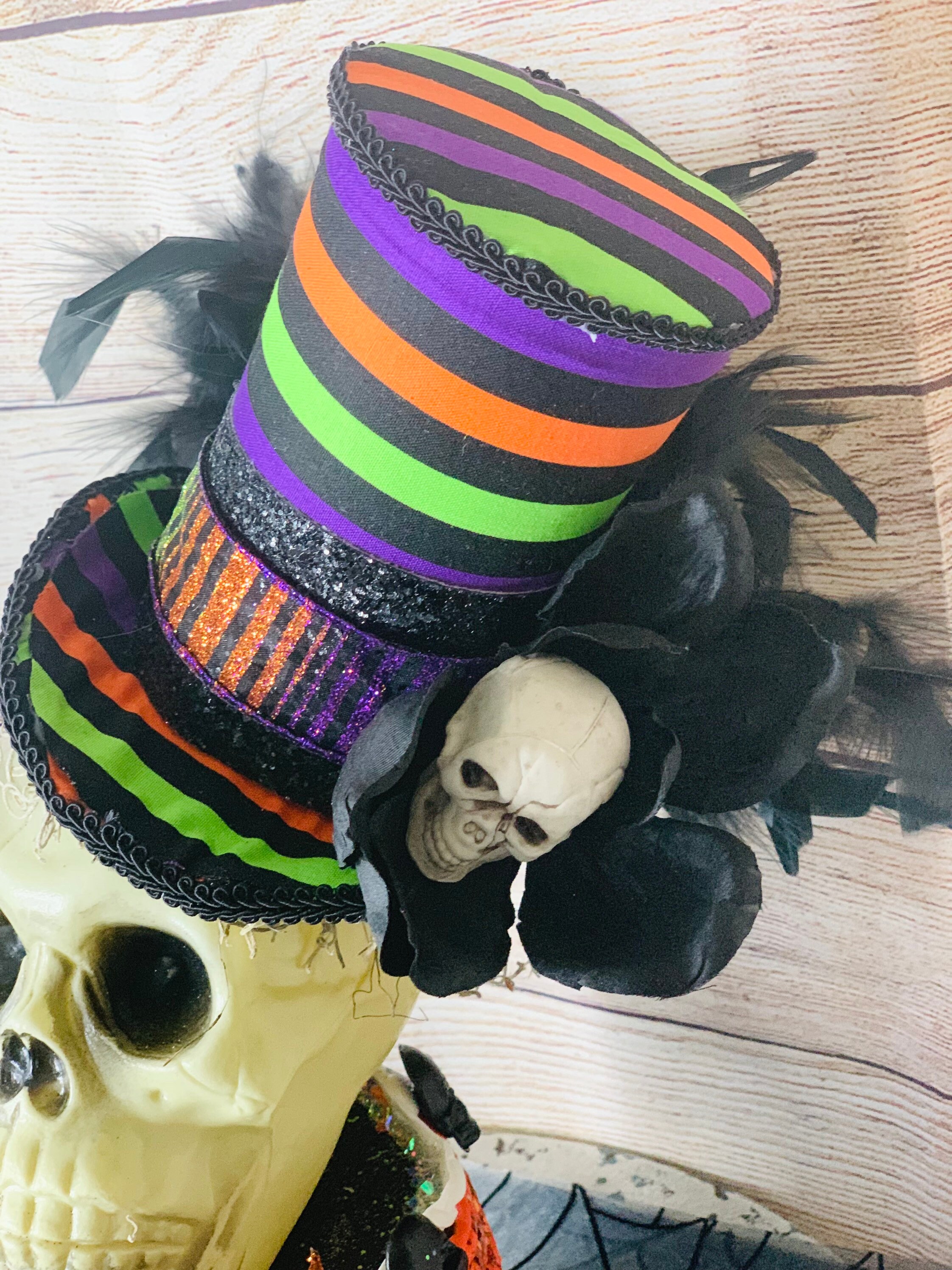 Halloween tree topper, Halloween table decoration, skull topper, skull