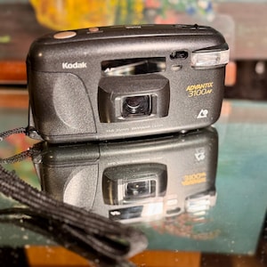 Kodak Advantix 3100 AF APS Film Camera • 1990s Point & Shoot • Compact Auto Focus • Vintage Kodak Camera • Untested Photography Gear