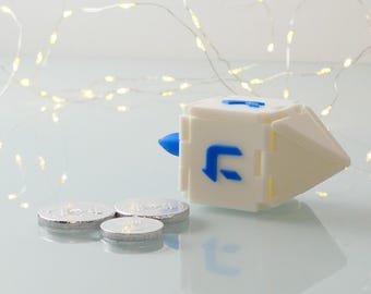 Dreidel, folding dreidel, folding dreidel