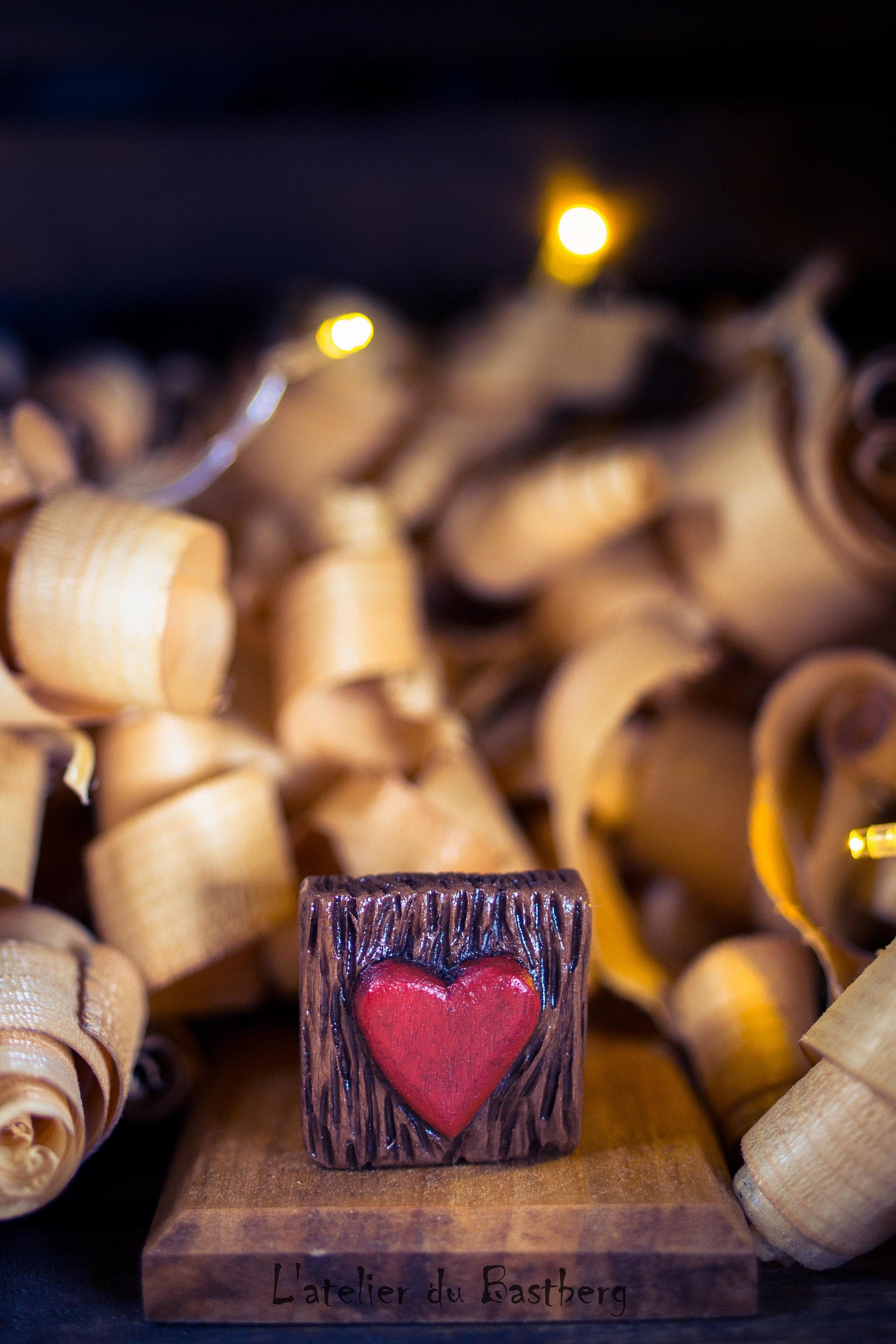 Collier, Pendentif en Bois 1