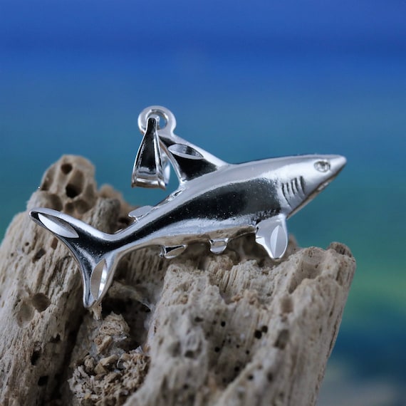 Silver Shark Pendant. 5/8