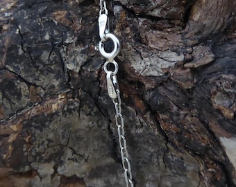 18" Sterling Silver Rhodium Plated, Italian 2mm wide Link Chain Necklace: