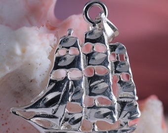 Silber Segelboot Großsegler Anhänger, 1 "groß .925 Sterling, Diamantschliff Segelboot Charme, nautisches Schmuck Geschenk für sie, kostenloser, schneller Versand.