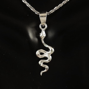 Silber Schlange Charme, 1 1/20,3 cm + 1/10,2 cm Kettchen, 925 Sterling Diamant Schliff Schlange Anhänger Geschenk für sie, Reptil Schmuck, kostenloser Versand.