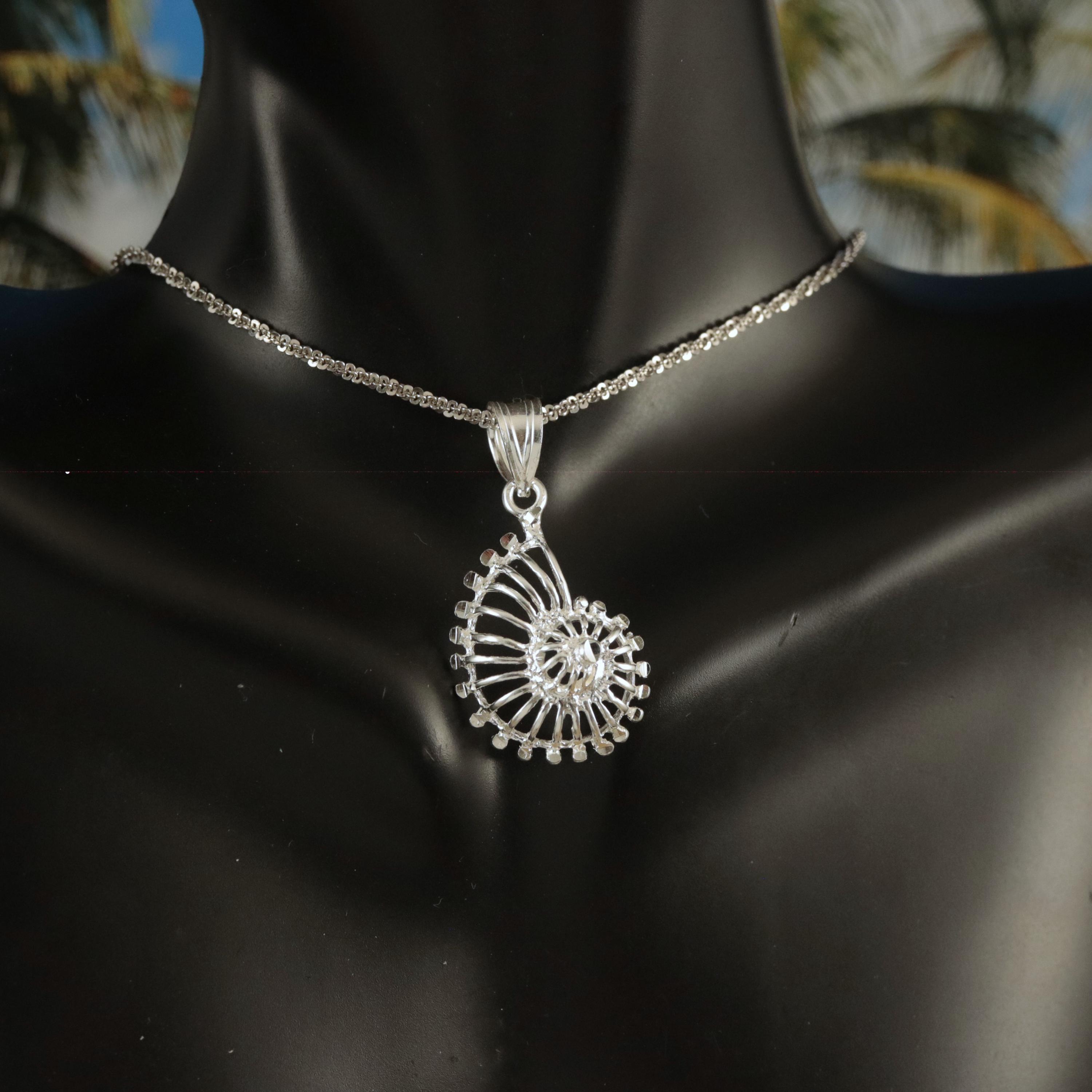 ノーチラスアートジュエリー ネックレス ダイヤ ノーチラスアート