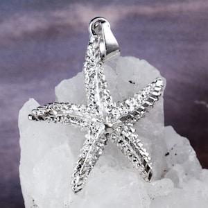 Silver starfish pendant 1 1/4&quot;+ 1/4&quot; w bail .925 Sterling, Diamond Cut sea star charm • Fast free shipping. sea life jewelry