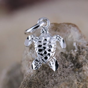 Silver Sea Turtle mini charm, 5/8&quot; tall with jump ring. Diamond Cut .925 Sterling Sea life charm gift, sea turtle jewelry