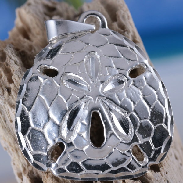 REMBRANDT "SAND DOLLAR" CHARM-REMBRANDT CHARM