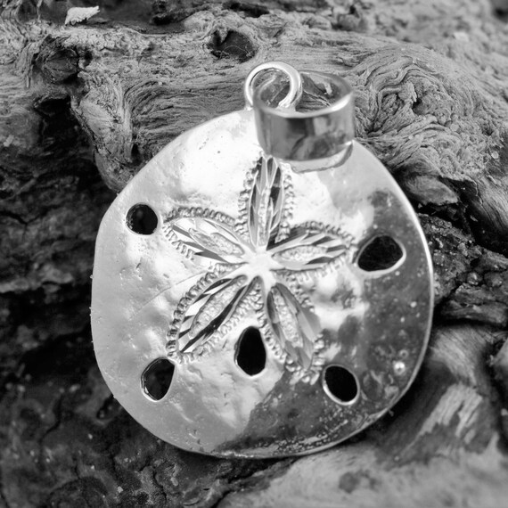 Sand Dollar Sanddollar Charm Diamond-cut Sterling Silver Sand Dollar Sanddollar Charm Diamond-cut Sterling Silver