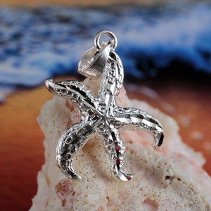 Silber-Seestern-Anhänger, 2,5 cm hoch + 1 cm Öse. Diamantschliff .925 Sterling Seestern Schmuck. Seestern Geschenke für sie. Schneller kostenloser Versand,