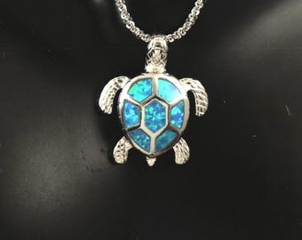 Pendentif Tortue De Mer En Argent Sterling .925 - Opale Bleue Et Fleur Plumeria - Collier Réglable 16-18 Pouces