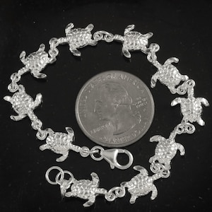 Sterling Silver Diamond Cut Sea Turtle Link Bracelet: 7 1/2"+ 1/4" Adjustable ext.