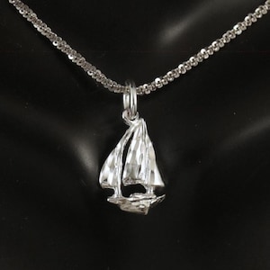 925 Sterling Silber Segelboot Anhänger, Diamantschliff Design, Boot Schmuck Geschenk für sie, kostenloser, schneller Versand.
