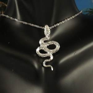 Sterlingzilver met diamantgeslepen slangenschuifhanger 1 5/16&quot; lang