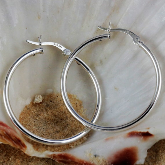 Sterling Silver 30mm x 2mm Round Hoop Earrings Sterling Silver 30mm x 2mm Round Hoop Earrings