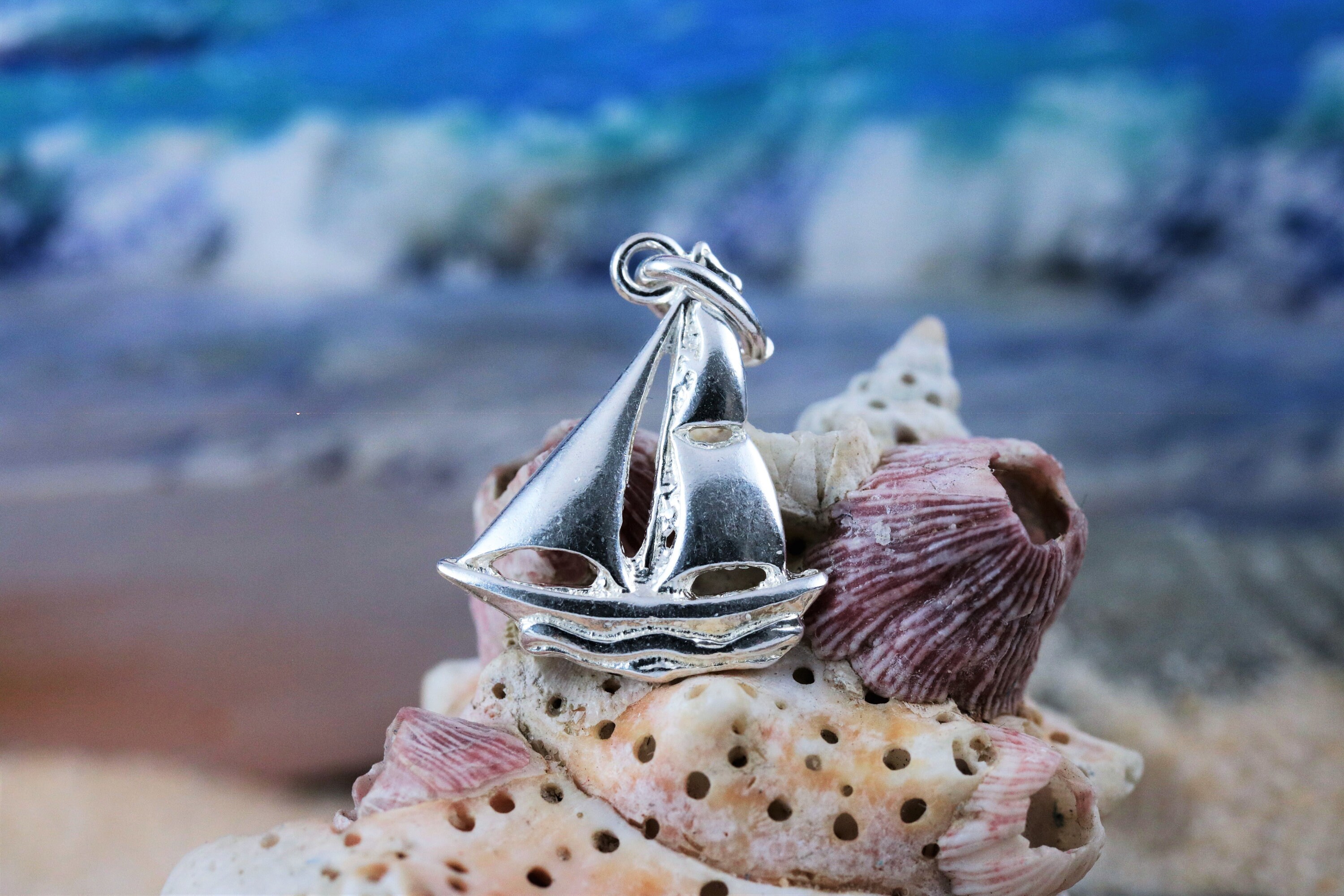 Queenberry - Ciondolo a forma di barca a vela in argento Sterling, stile europeo
