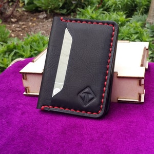 CARTEIRA DE COURO PERSONALIZADA, Carteira Bifold, Carteira para homem! Carteira de couro, carteira de couro masculina, trabalho totalmente artesanal! Com caixa de madeira