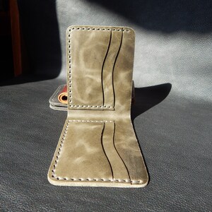 Bifold Monedero, Cartera personalizada para el hombre! 100% cuero ! ¡Cartera de cuero para hombre!  Cartera de cuero hecho a mano, billetera minimalista, billetera con caja