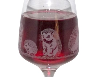 Engraved Hedgehog Wine Glass – Laser Etched Animal Lover Gift