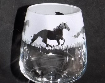 HORSE HEAD ETCHED WHISKEY TUMBLER GLASS GIFT PRESENT HORSE PONY EQUESTRIAN 