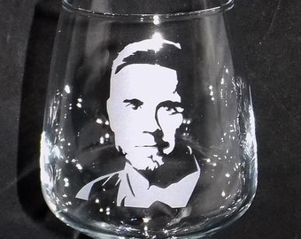 New Hand Etched 'GARY BARLOW' Large Wine Glass With Free Gift Box - A Personal And Distinctive Gift For Gary Barlow Or Take That Fans!