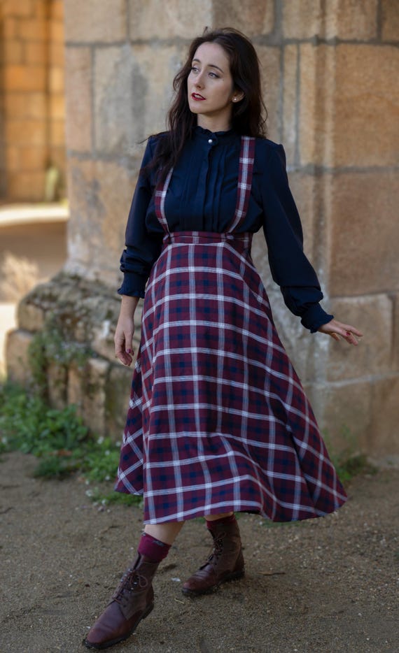 Academia Burgundy Navy Plaid Skirt, Vintage Style Skirt, Circle