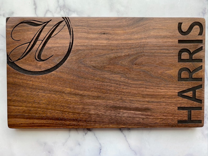 Custom Walnut Cutting Board Monogram Name Charcuterie Board Etsy UK