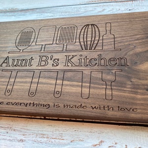 Personalized Wood Cutting Board Gift for Women, Handmade Cutting Board Mothers Day Gift, Personalized Rustic Housewarming Gift image 5