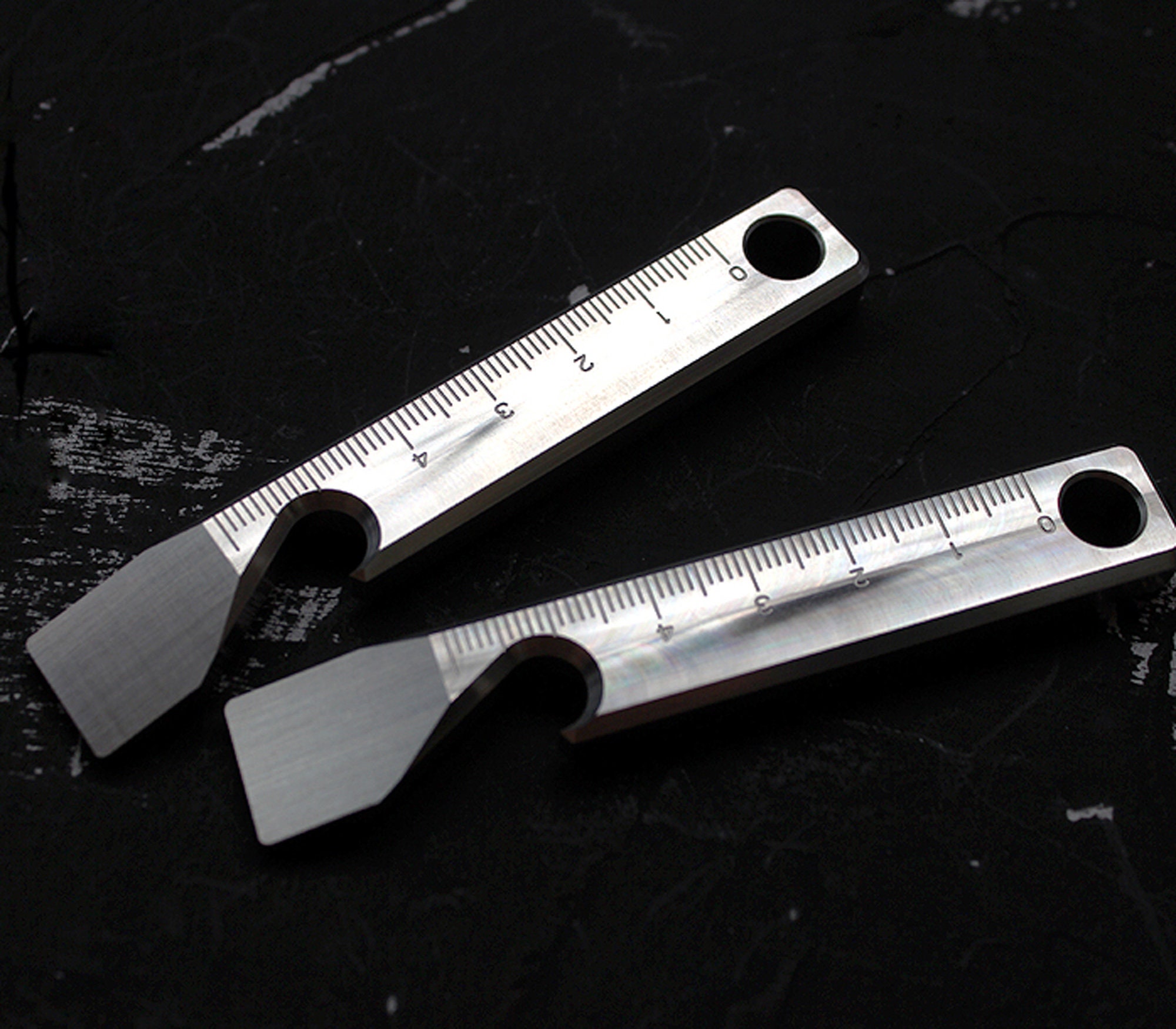 Titanium Alloy Ruler Key chain, Portable Mini Ruler, EDC Tool, Small  Measuring ruler, cm/INCH, Free titanium ring