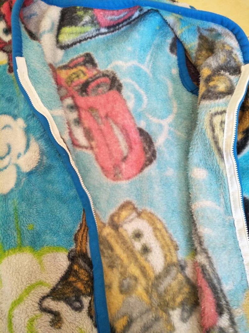 Cars Cartoon Lightning Mcqueen And Mater Larry The Cable Sleeveless