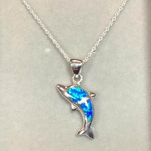 925 シルバー ブルー オパール ドルピン ペンダント 18 インチ チェーン