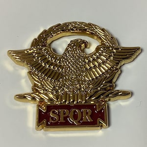 Stunning Roman SPQR Enamelled Pin Badge (W)