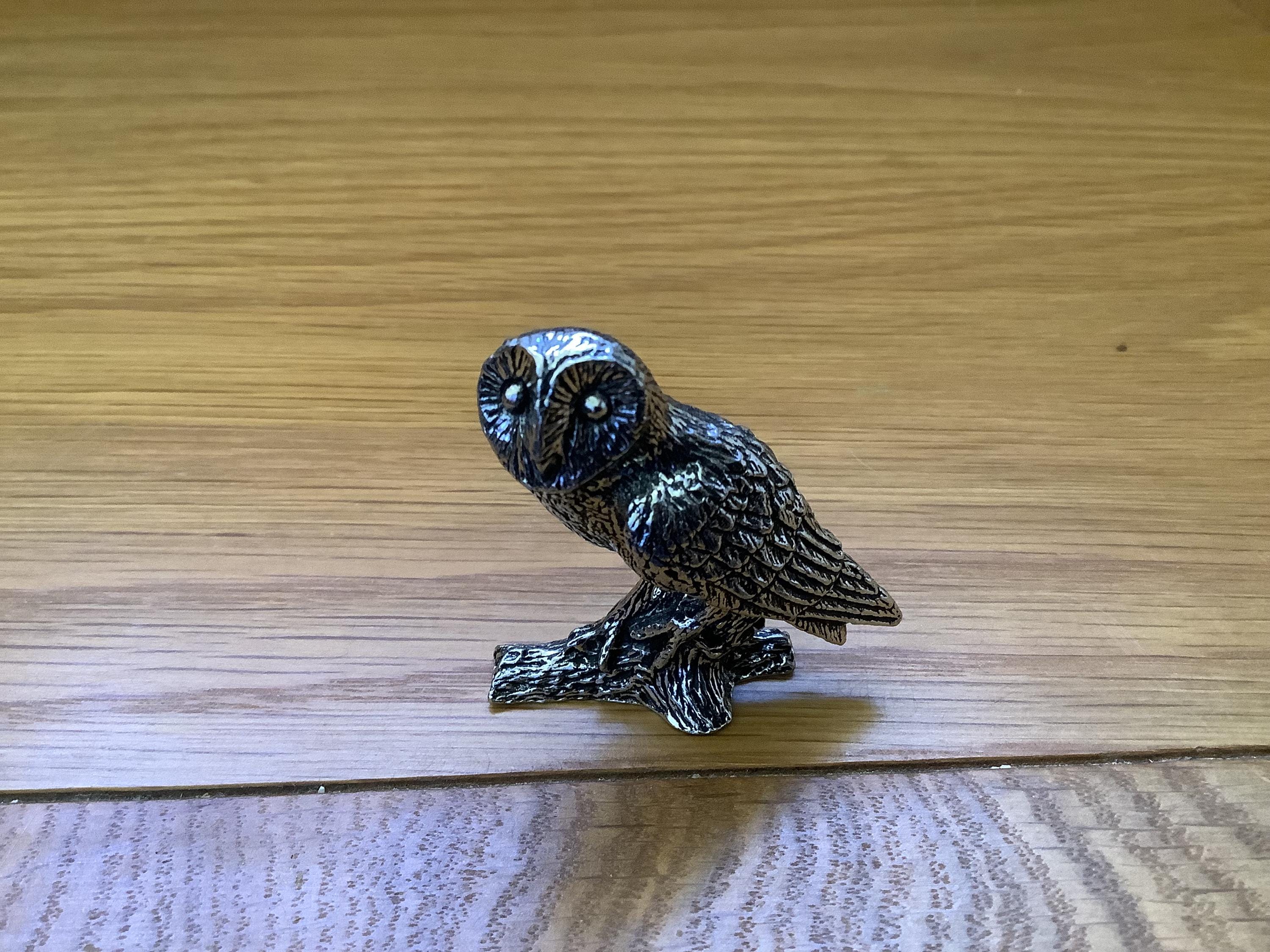 フクロウの高品質シルバーピューター製小型像（TX1） - 値下げ - Etsy 日本