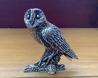 フクロウの高品質シルバーピューター製小型像（TX1） - 値下げ - Etsy 日本
