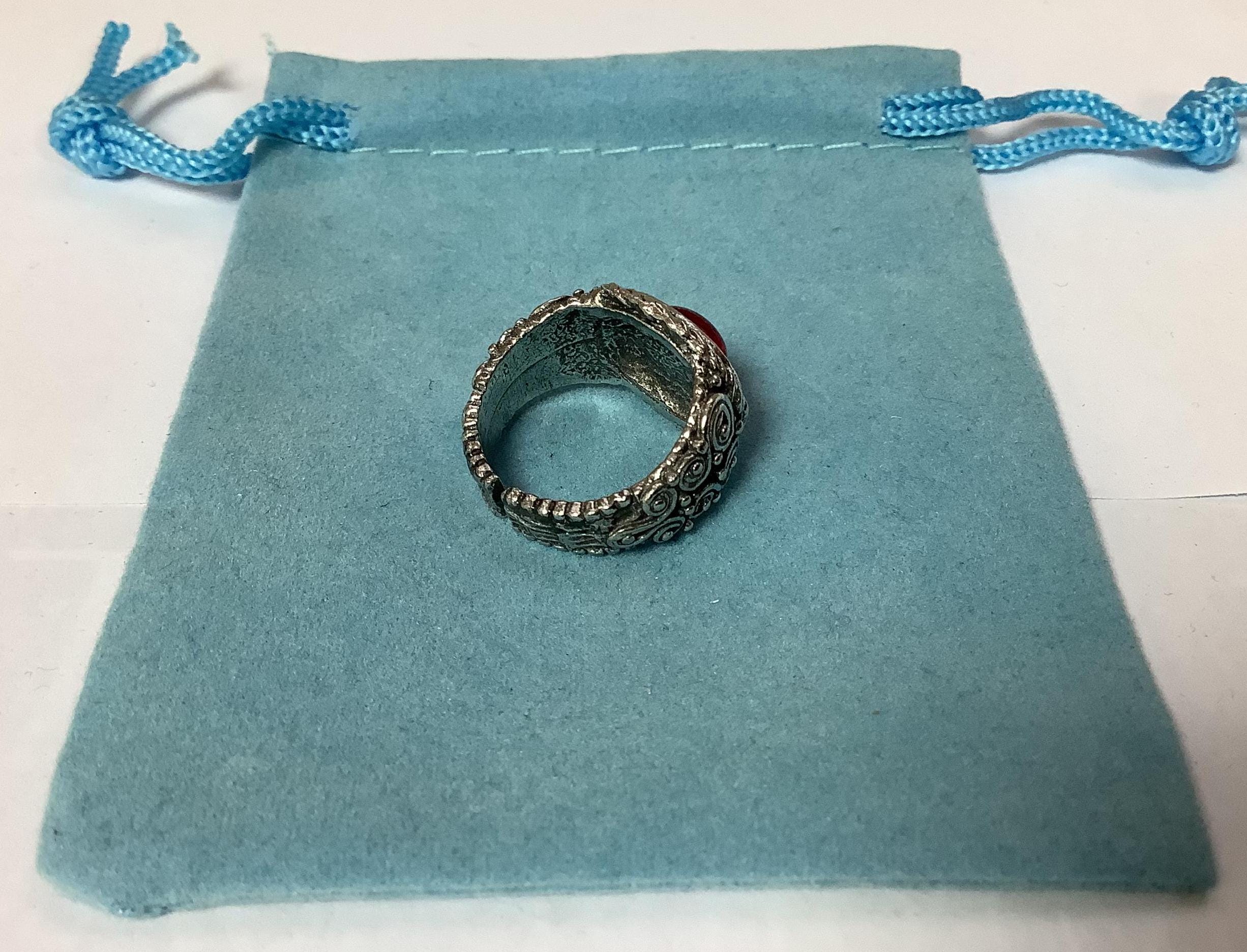 ローマ皇帝の赤い宝石付きシルバーピューターリング（W） - Etsy 日本